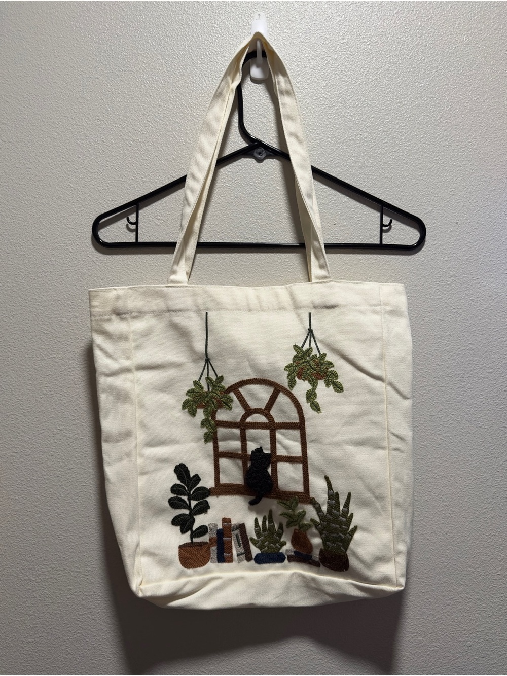 HomeGoods Cat Library Embroidered Canvas Tote Bag (Cream/Off White)